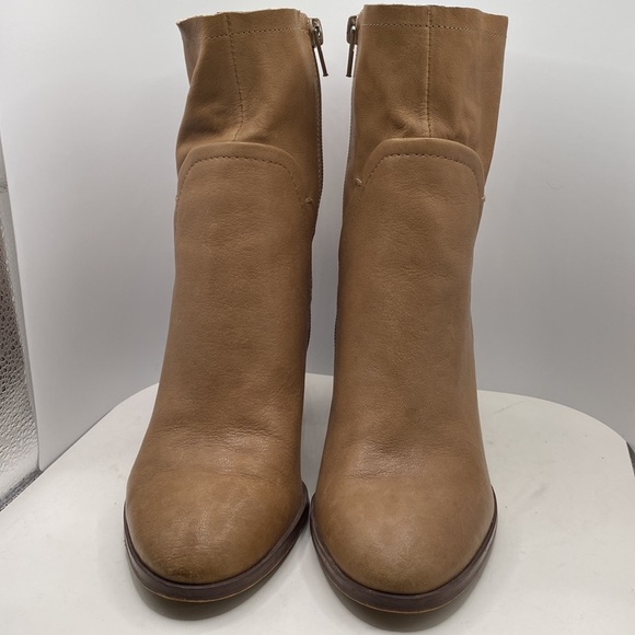 Gibson Latimer Soft Leather Heeled Ankle Booties - Picture 3 of 10